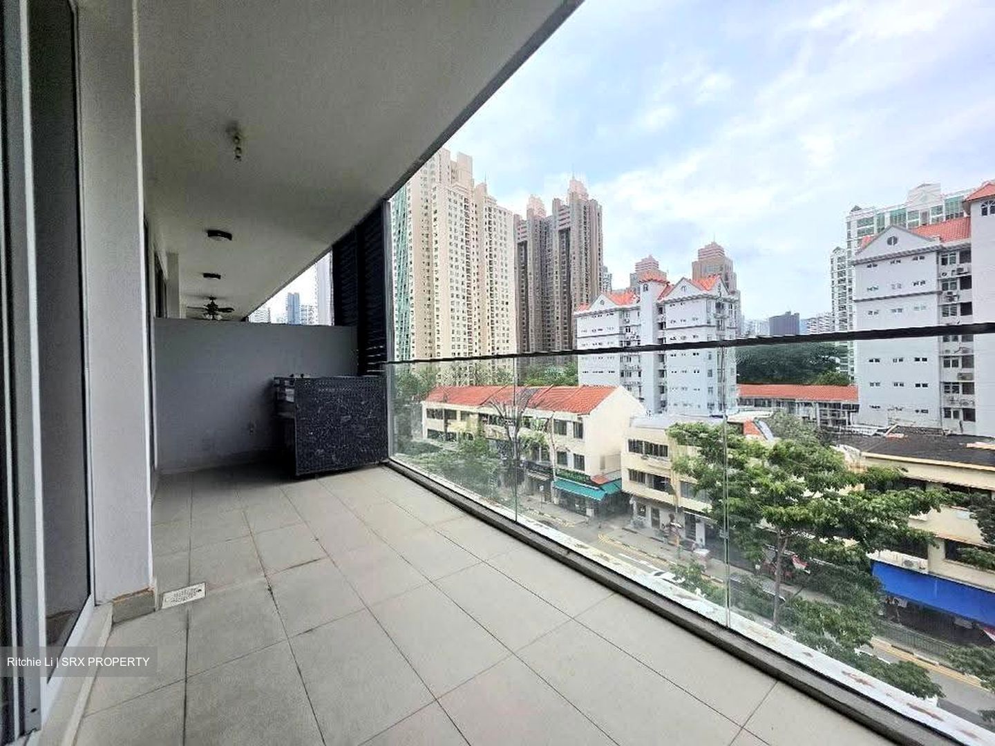 RV Suites (D10), Apartment #617680441
